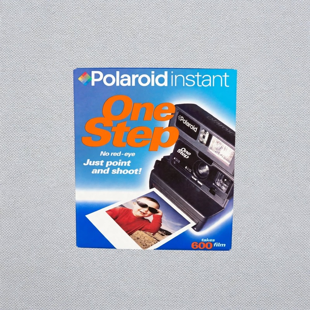 Polaroid OneStep 600 Instant Film Camera New in Box Sealed Close Up Lens Flash